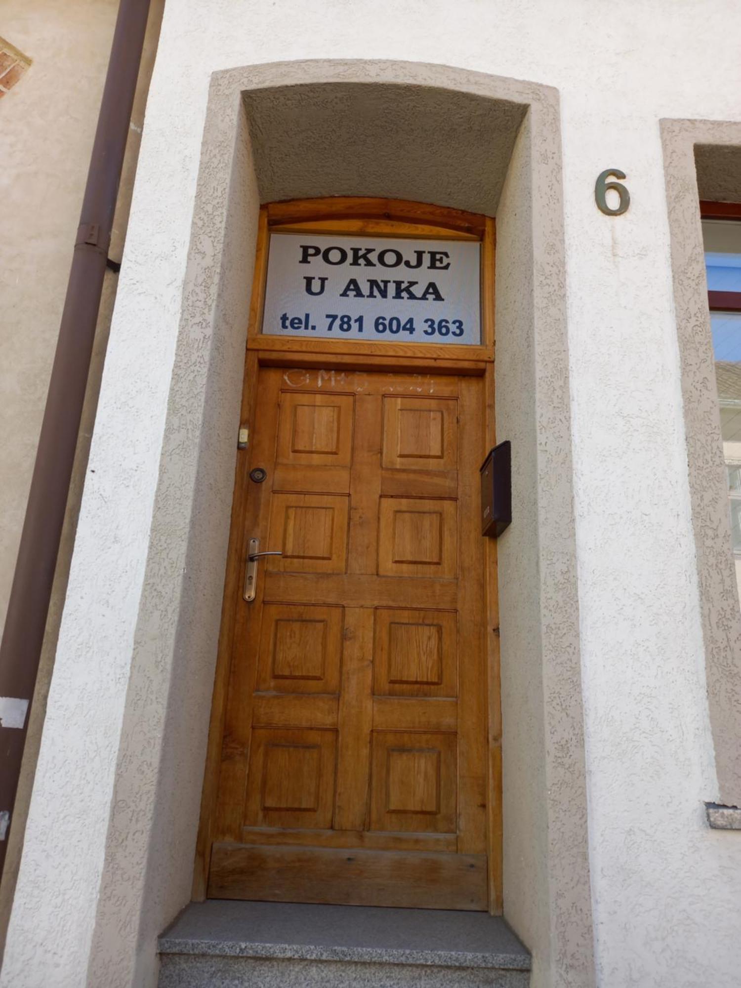 Pokoje Goscinne U Anka Reszel Ngoại thất bức ảnh